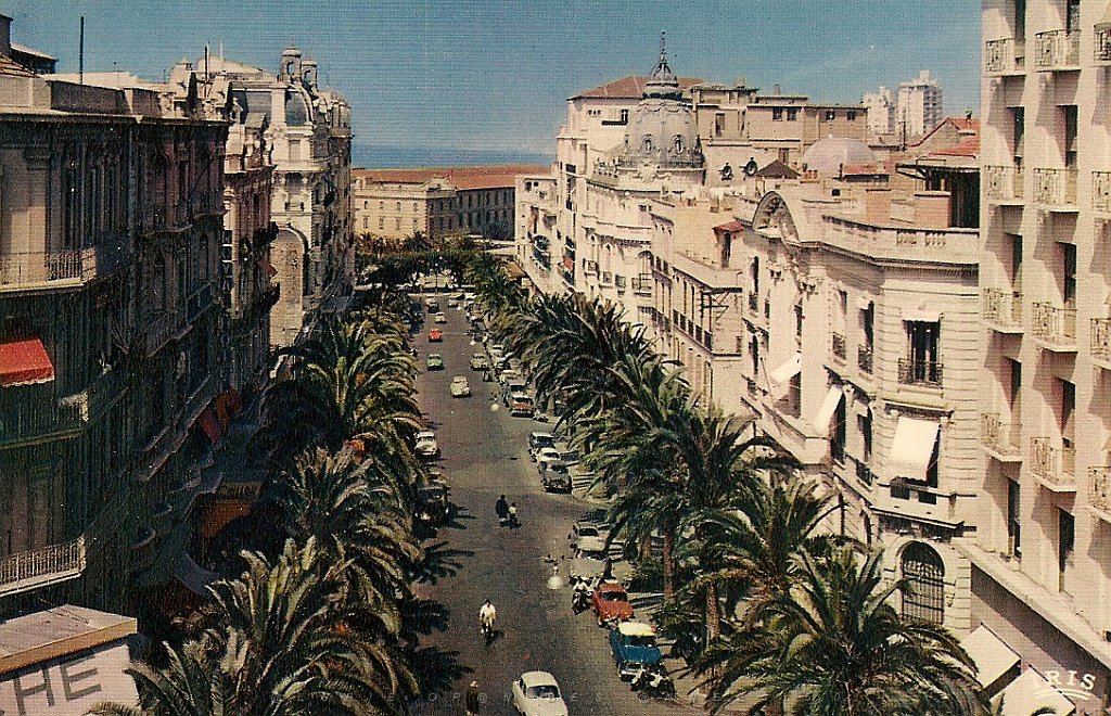 440-boulevard Gallieni.jpg